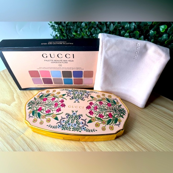GUCCI】PALETTE BEAUTE DES YEUX 02 【公式通販】